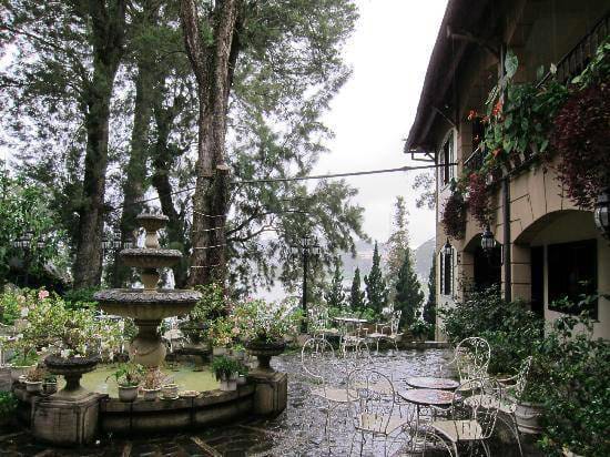 Empress Da Lat – Mediterranean Charm Overlooking Xuan Huong Lake
